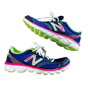 New Balance Shoes Women's  size 6 690